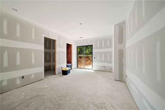 3697 Creekstone Way, Marietta, GA 30068