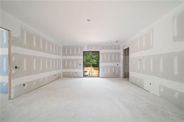 3697 Creekstone Way, Marietta, GA 30068