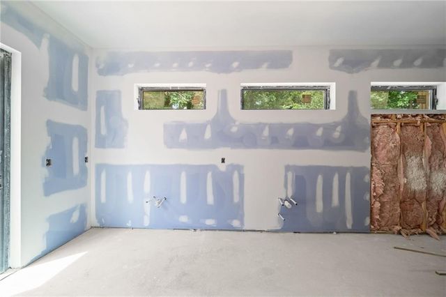 3697 Creekstone Way, Marietta, GA 30068