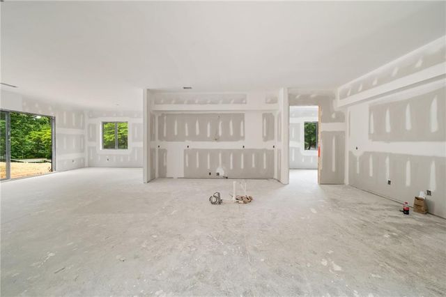 3697 Creekstone Way, Marietta, GA 30068