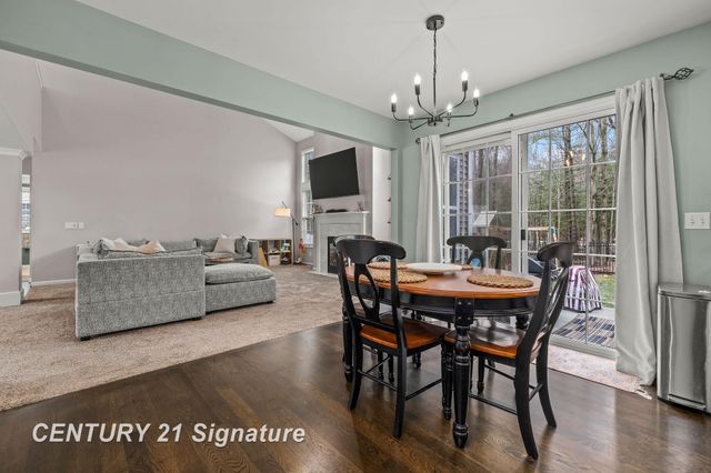3911 Aspen Way, Midland, MI 48642