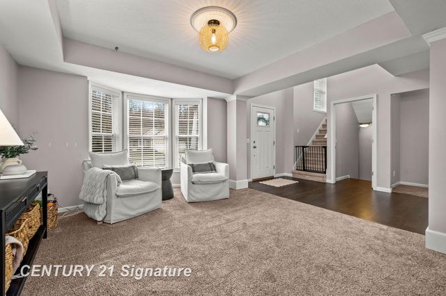3911 Aspen Way, Midland, MI 48642