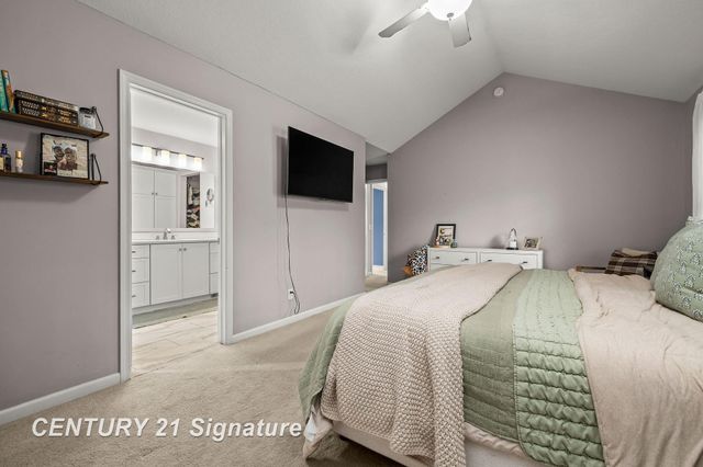 3911 Aspen Way, Midland, MI 48642