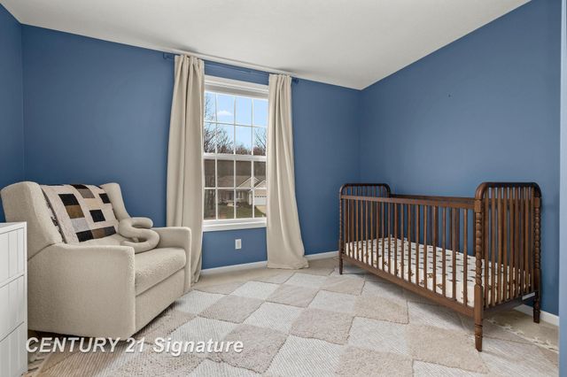 3911 Aspen Way, Midland, MI 48642