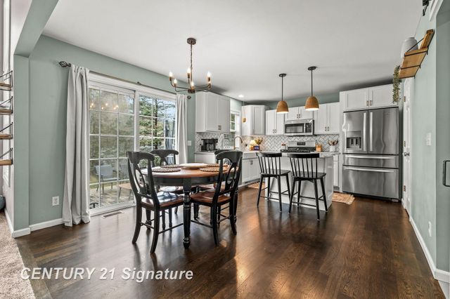 3911 Aspen Way, Midland, MI 48642