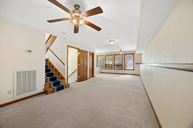 1990 Rock Springs Rd, Columbia, TN 38401