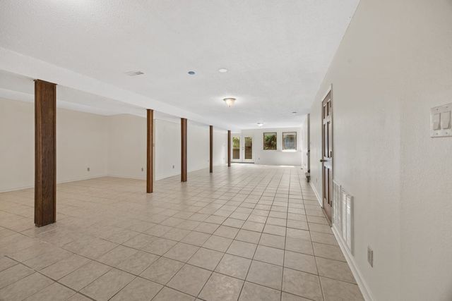 1990 Rock Springs Rd, Columbia, TN 38401