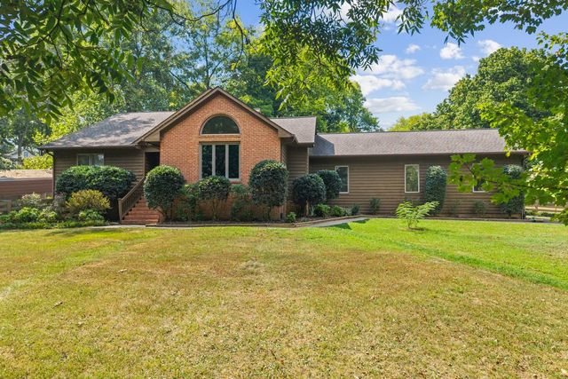 1990 Rock Springs Rd, Columbia, TN 38401