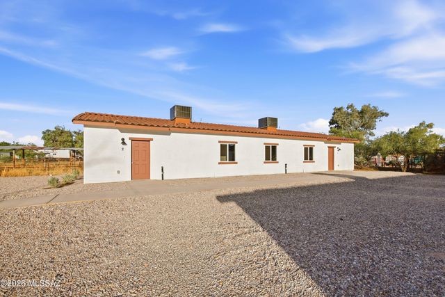 370 E Corona Road, Tucson, AZ 85756