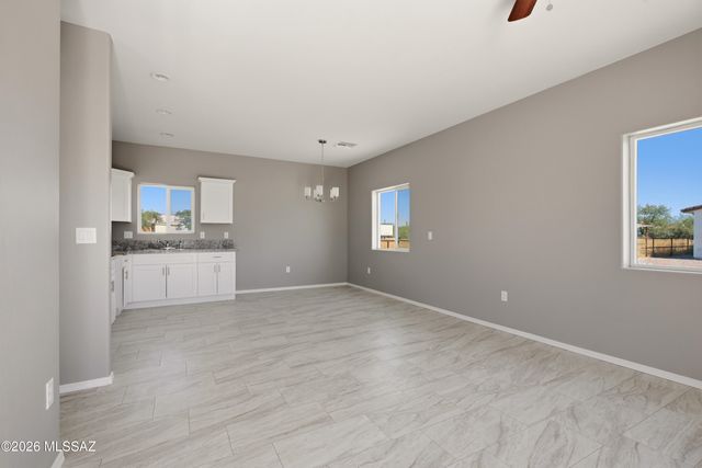370 E Corona Road, Tucson, AZ 85756
