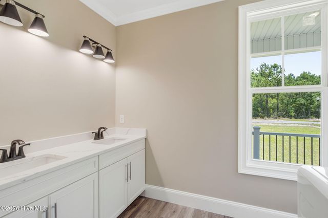 2975 Old Berwick Street SW, Shallotte, NC 28470