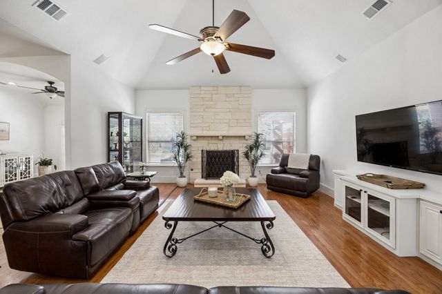 2718 Prairie Acres Cove, Cedar Hill, TX 75104