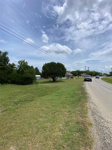 4043 Apache Circle, Granbury, TX 76048