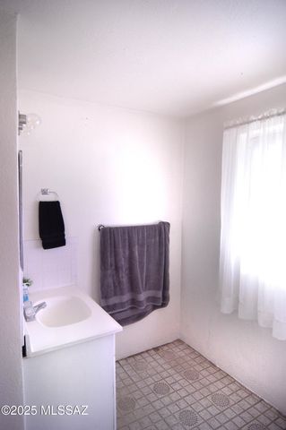 370 Naugle Avenue, Patagonia, AZ 85624