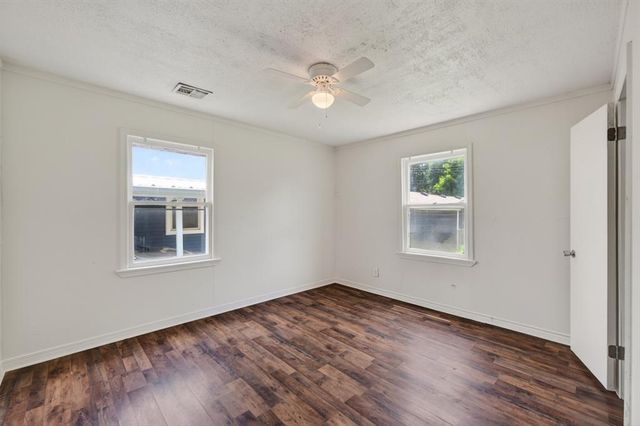 204 E Fairchild Drive, Midwest City, OK 73110