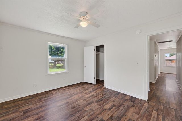 204 E Fairchild Drive, Midwest City, OK 73110