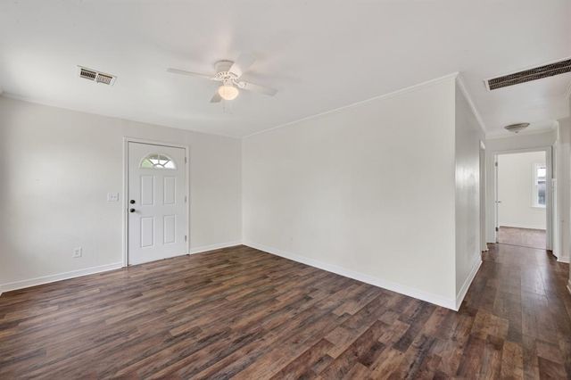 204 E Fairchild Drive, Midwest City, OK 73110
