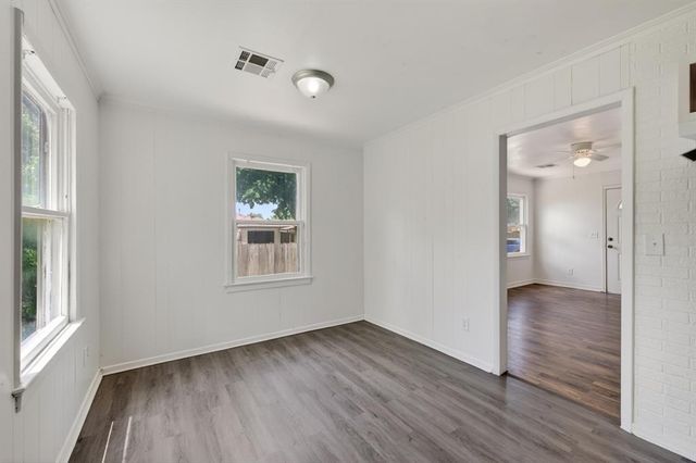 204 E Fairchild Drive, Midwest City, OK 73110