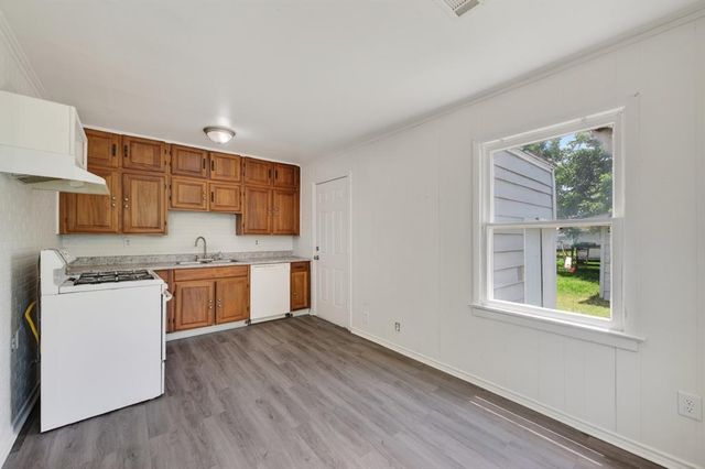 204 E Fairchild Drive, Midwest City, OK 73110