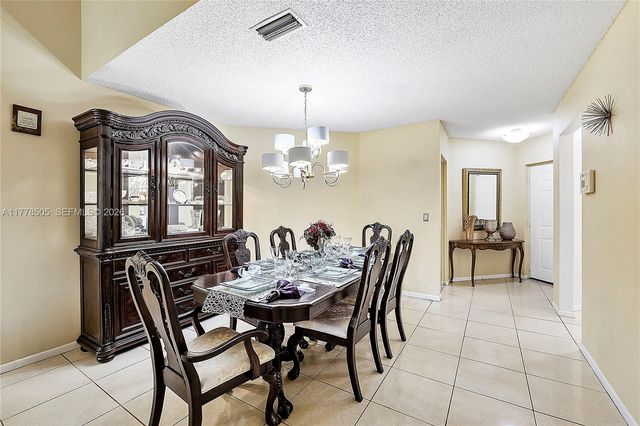 4101 E Coral Tree Circle 313, Coconut Creek, FL 33073