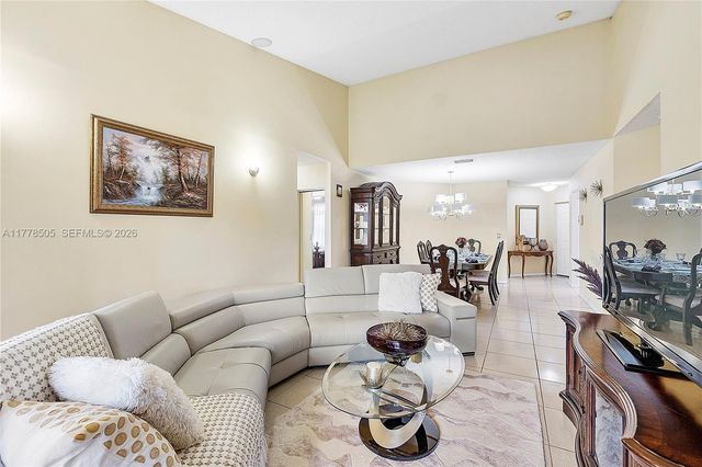 4101 E Coral Tree Circle 313, Coconut Creek, FL 33073