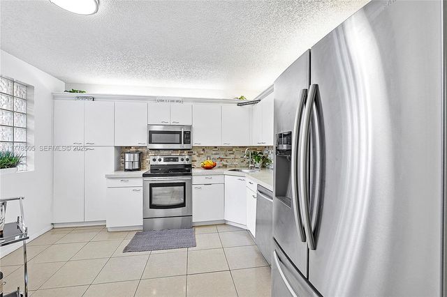 4101 E Coral Tree Circle 313, Coconut Creek, FL 33073