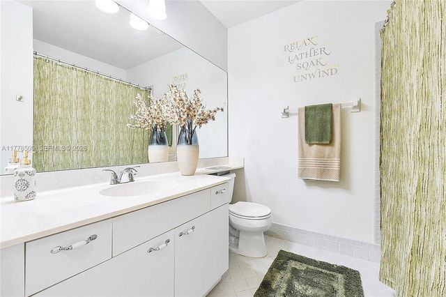 4101 E Coral Tree Circle 313, Coconut Creek, FL 33073