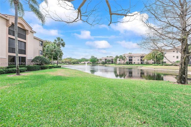 4101 E Coral Tree Circle 313, Coconut Creek, FL 33073