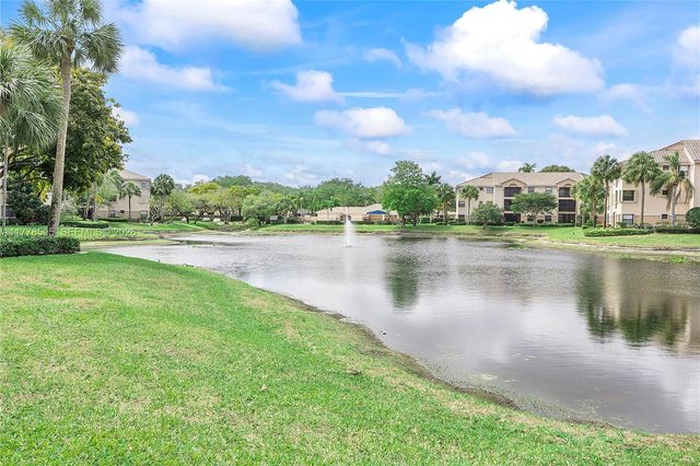 4101 E Coral Tree Circle 313, Coconut Creek, FL 33073