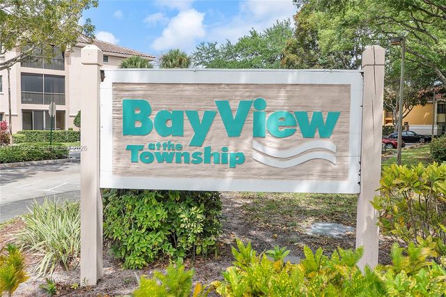 4101 E Coral Tree Circle 313, Coconut Creek, FL 33073