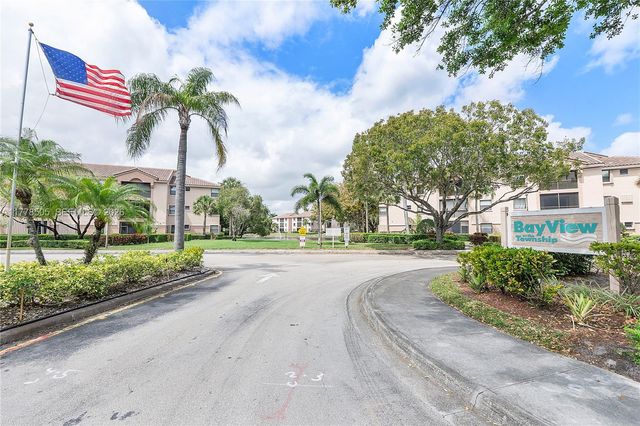 4101 E Coral Tree Circle 313, Coconut Creek, FL 33073