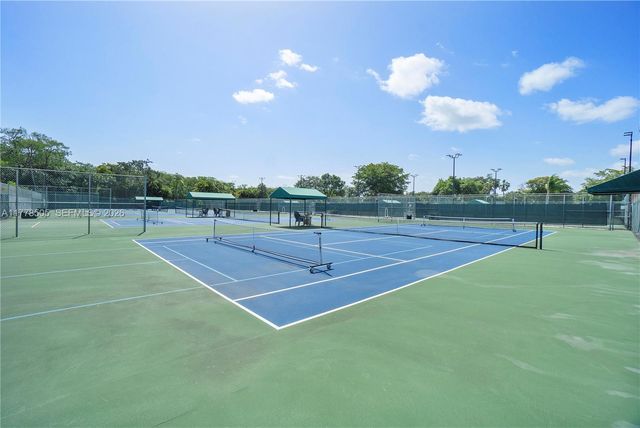 4101 E Coral Tree Circle 313, Coconut Creek, FL 33073