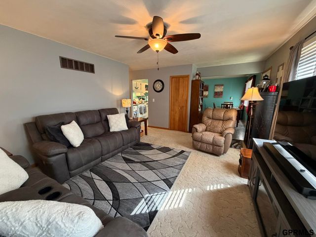 512 N Harris Street, Wilber, NE 68465