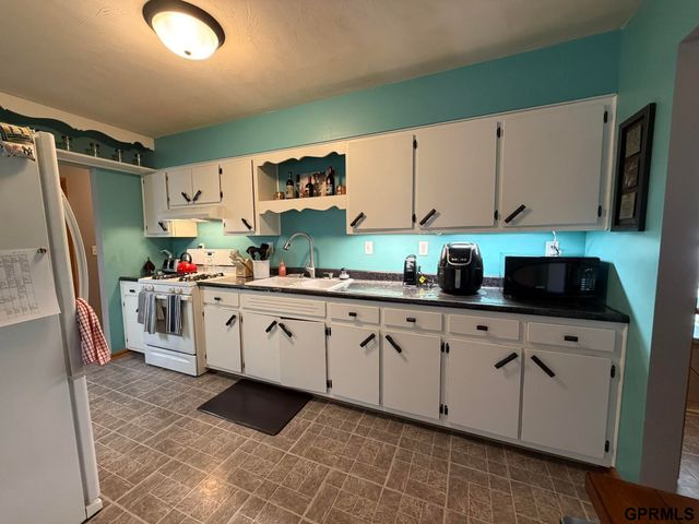 512 N Harris Street, Wilber, NE 68465