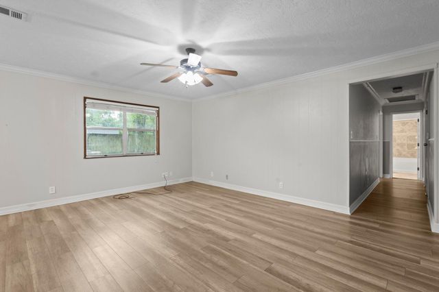 8598 Cornell Street, Lumberton, TX 77657