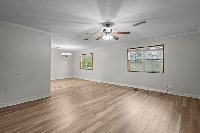 8598 Cornell Street, Lumberton, TX 77657