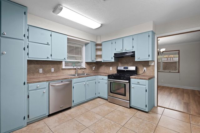 8598 Cornell Street, Lumberton, TX 77657