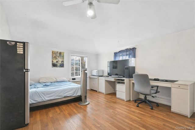 61 Squirrel Hill Road, East Hills, NY 11577