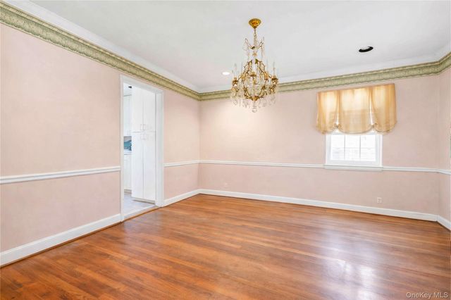 61 Squirrel Hill Road, East Hills, NY 11577