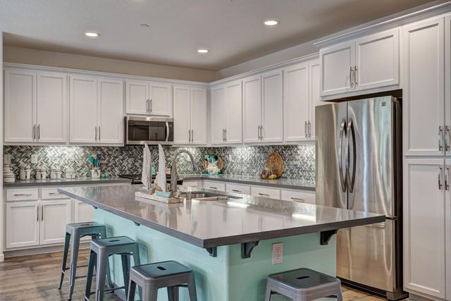 241 Ryans Ln, Grass Valley, CA 95945