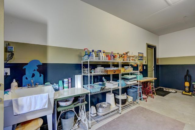 241 Ryans Ln, Grass Valley, CA 95945