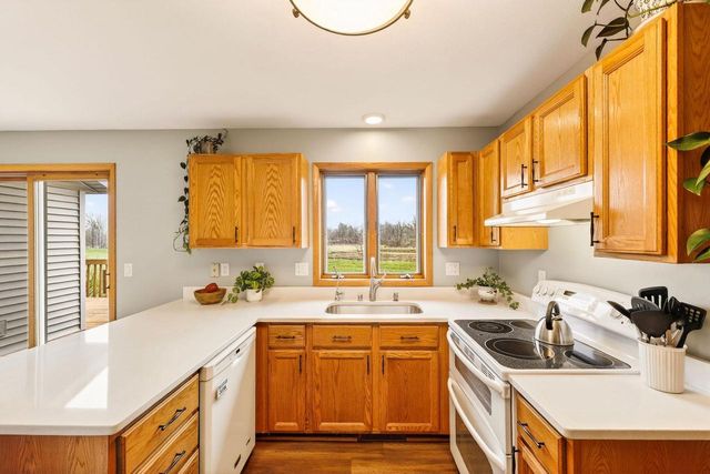 434 Burr Oak Avenue, Oregon, WI 53575