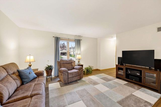 434 Burr Oak Avenue, Oregon, WI 53575