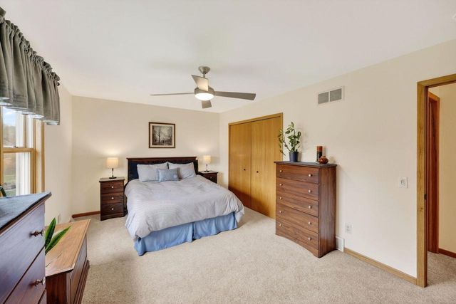 434 Burr Oak Avenue, Oregon, WI 53575