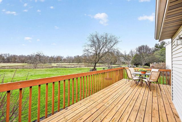 434 Burr Oak Avenue, Oregon, WI 53575