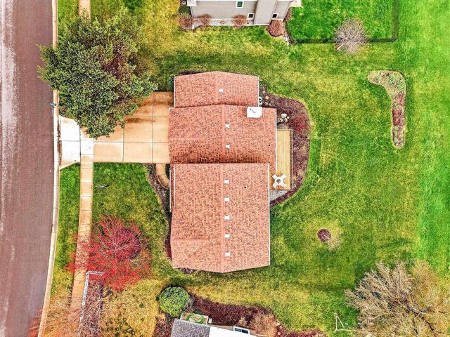 434 Burr Oak Avenue, Oregon, WI 53575