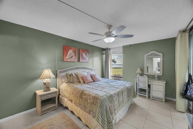3492 NE Causeway Boulevard 103, Jensen Beach, FL 34957