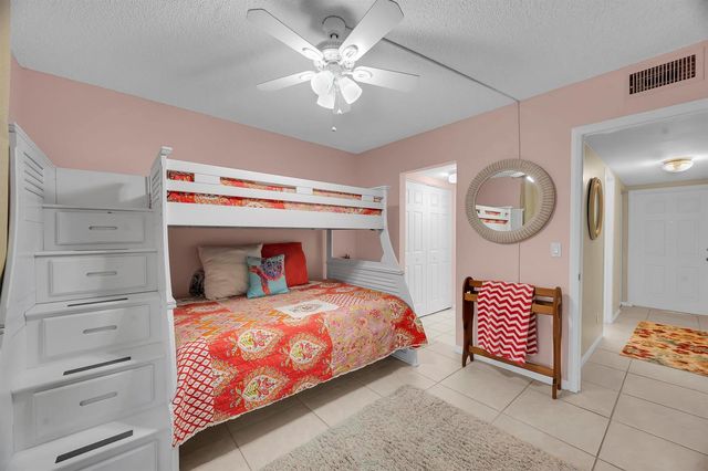 3492 NE Causeway Boulevard 103, Jensen Beach, FL 34957