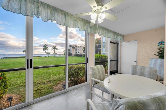 3492 NE Causeway Boulevard 103, Jensen Beach, FL 34957