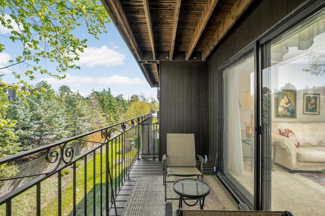 4120 Parklawn Avenue 222, Edina, MN 55435
